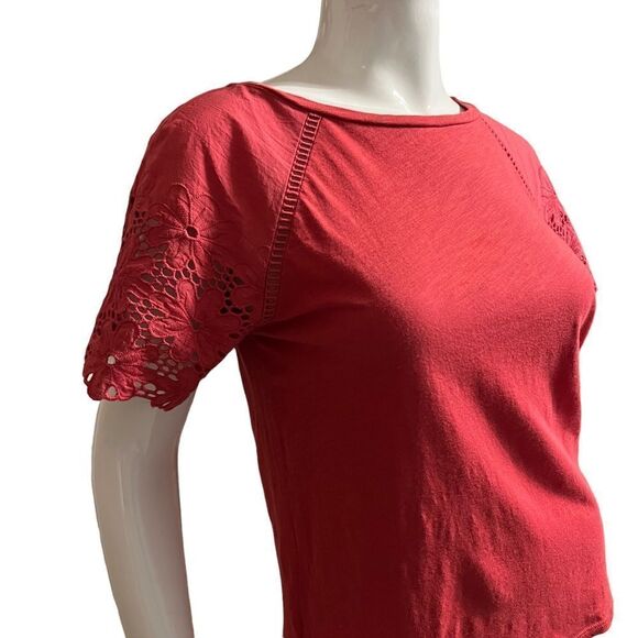 LOFT Pinkish Red Short Sleeve T-shirt with Floral Eyelet Sleeves size XS - Picture 5 of 7